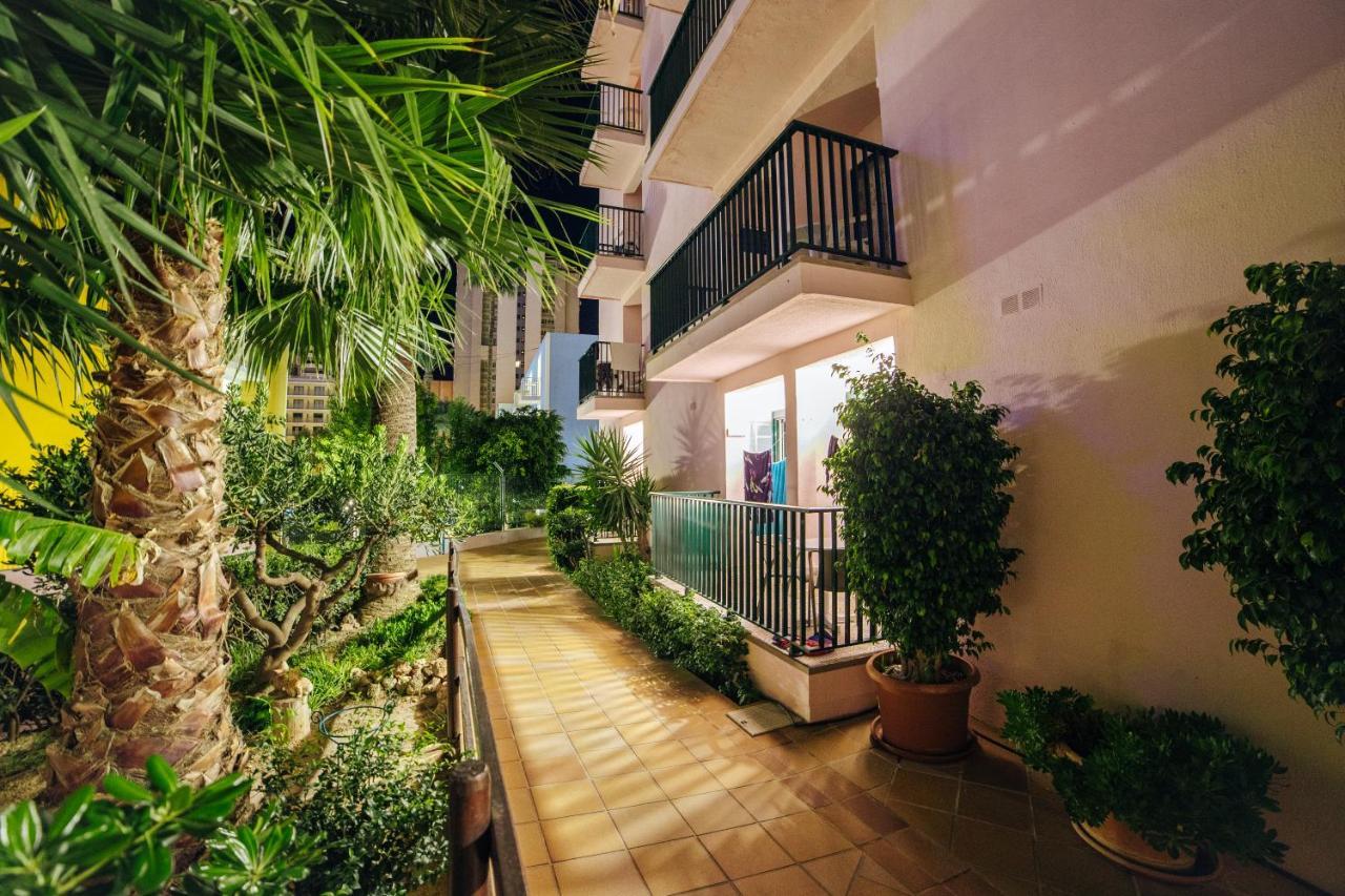 Apartamentos Palm Court Benidorm Eksteriør bilde